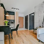 Slonce & Plaza W Nautikka Park Apartment *